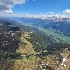 Flugwegposition um 13:18:40: Aufgenommen in der Nähe von Gemeinde Uttendorf, Österreich in 2440 Meter
